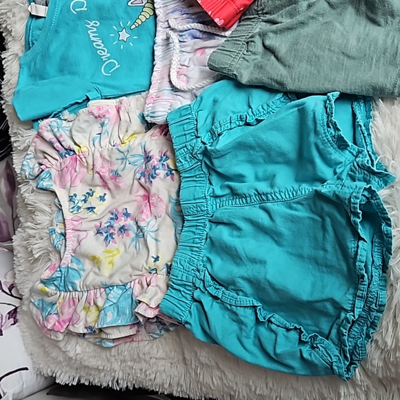 Girls Size 3T - Picture 3 of 3